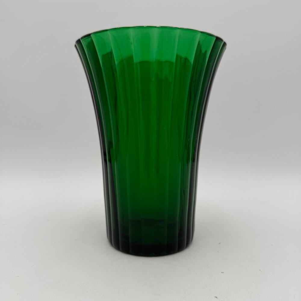 Vintage Emerald Green Ribbed Flared Vase Napco 7.5" Made in USA 1161
